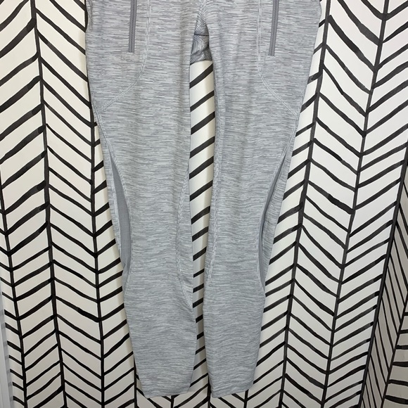 🔸 Lululemon invigorate tight wee are from space 4 - Picture 3 of 12